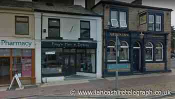 Man arrested after Accrington barber 'refuses to close' under new Tier 4 restrictions