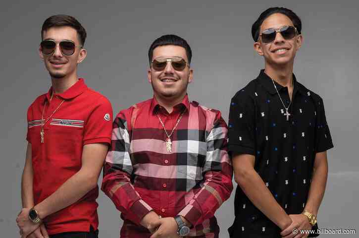 Eslabon Armado’s ‘Corta Venas’ Debuts at No. 1 on Regional Mexican Albums Chart
