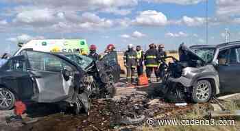 Terrible choque frontal con 5 muertos, entre ellos un bebé - Cadena 3