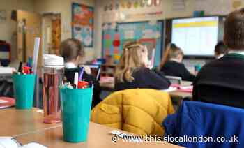 U-turn as London primary schools to remain closed