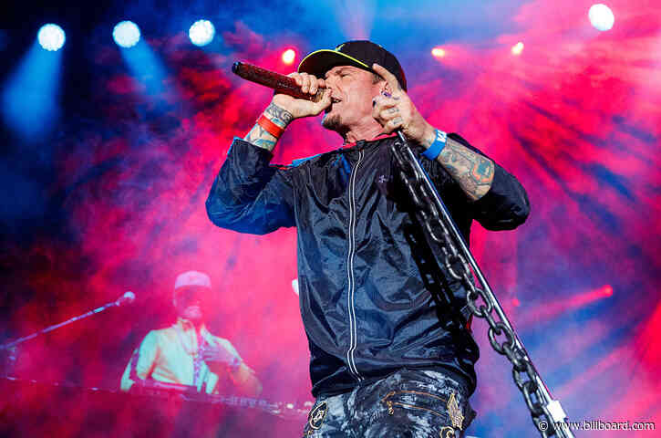 Vanilla Ice Plays Mar-a-Lago New Year’s Eve Party