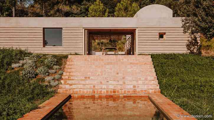 Mesura uses local earthenware tiles for Catalan house and swimming pool