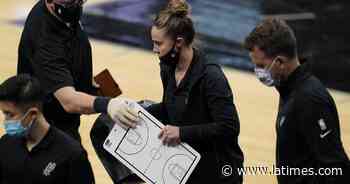 Gregg Popovich says Becky Hammon coaching is business as usual - Los Angeles Times
