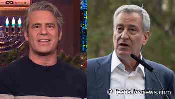 Andy Cohen blasts NYC mayor Bill de Blasio during New Year's Eve coverage: 'Get it together'