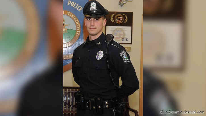 Police Officer Pays For Family’s Christmas Groceries Instead Of Charging Two Women With Shoplifting
