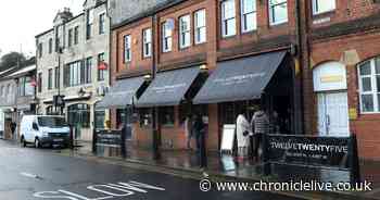 North Shields bars and pubs offering takeouts asked to close after crowds gather