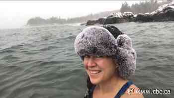 Some like it cold: N.B. woman takes a dip in the Bay of Fundy every day, all year long