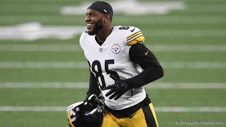 Steelers Place CB Joe Haden, TE Eric Ebron, And LB Cassius Marsh On Reserve/COVID-19 List