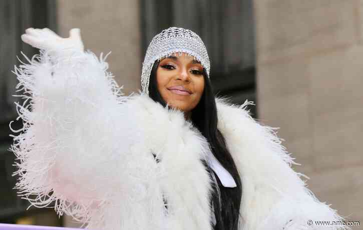 Ashanti announces she and family are now free of COVID-19