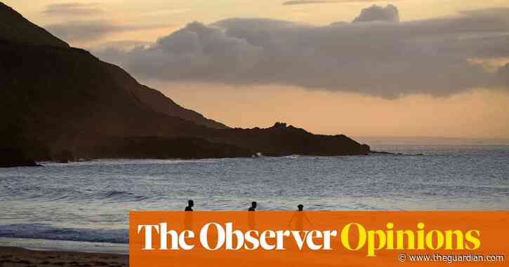 I’ve taken up outdoor swimming. I just thought you should know | Fiona Maddocks