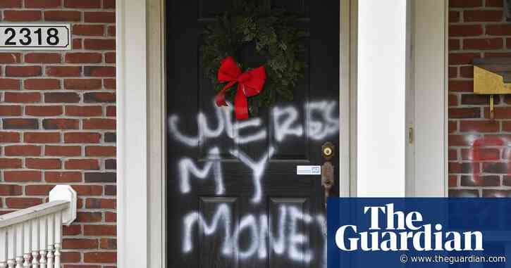 Mitch McConnell and Nancy Pelosi homes vandalised in Covid protests