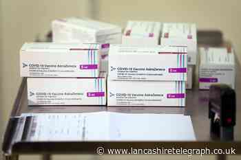 How does the Oxford/AstraZeneca vaccine work?
