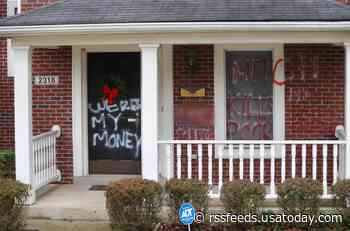Pelosi, McConnell homes vandalized after Congress adjourns without securing $2,000 stimulus checks