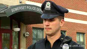 Cop pays for a family's Christmas groceries instead of charging women with shoplifting