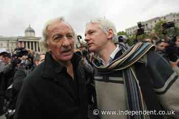 Veteran reporter John Pilger says if Julian Assange extradited to US ‘no journalist who challenges power will be safe’