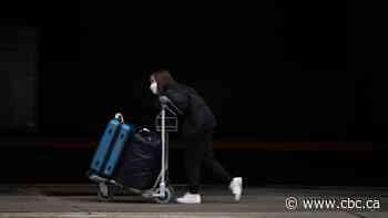 Ottawa 'actively looking' into loophole that allows quarantining travellers to get sickness benefit