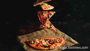 Philadelphia cook drops pizzas out his window, raises $30G for charity