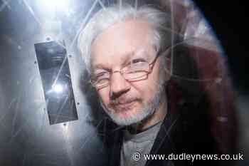 WikiLeaks calls for US to drop charges against Julian Assange - Dudley News