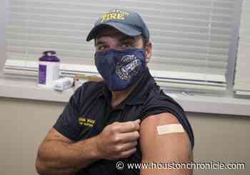 Coronavirus live updates: Rising hospitalizations could lead to bar closures in Houston region - Houston Chronicle