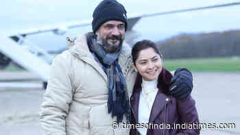 Sonalee Kulkarni wraps up shooting for 'Date Bhet' in London