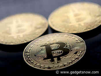 Bitcoin slumps, slamming brakes on New Year rally