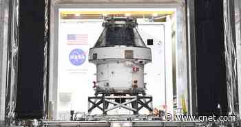 NASA gets pumped for 2021 with hype video full of moon dreams, Mars hopes     - CNET