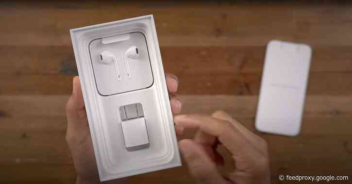 Poll: ‘iPhone box’ debate goes viral on Twitter, what’s your take?