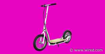 Razor’s E-Scooter Isn’t Much of a Kick