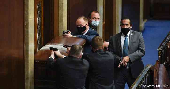 National guard headed to break up mob that has infiltrated House and Senate