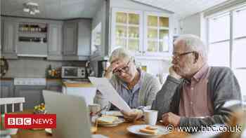 Fake NHS vaccine messages sent in banking fraud scam