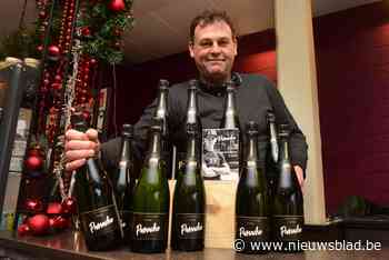 Wout van Aert viert met eigen champagne Panache geboorte van zoontje Georges