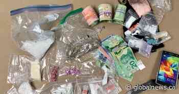 Lethbridge police find drugs, cash, weapon in home of man arrested for suspected drug trafficking - Global News