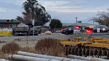 Driver killed in crash with tank truck in western Fresno County