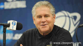 Army vs. Holy Cross believed to be first father-daughter coaching matchup in D-I college basketball history - CBS Sports