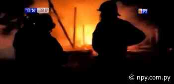 Coronel Oviedo: Fuego cosume por completo una precaria vivienda - NPY