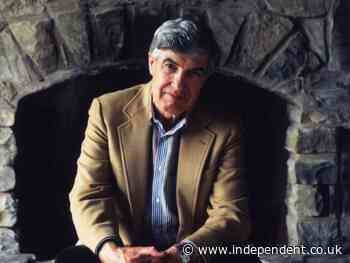 Neil Sheehan: New York Times ‘Pentagon Papers’ reporter dies aged 84