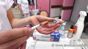 Arras : action symbolique des médecins qui vont se faire vacciner - La Voix du Nord