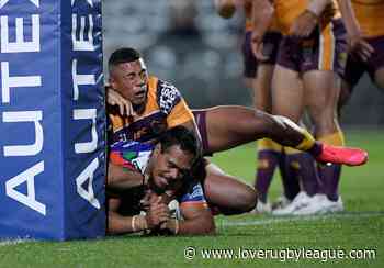 Tongan forward Agnatius Paasi arrives at St Helens - Love Rugby League