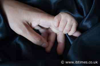 Woman with COVID-19 dies after giving birth to sixth child