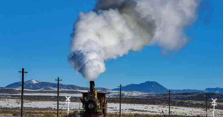 Cold weather brings dramatic look at historic steam engines