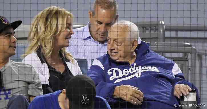 Tommy Lasorda, fiery Hall of Fame Dodgers manager, dies at 93