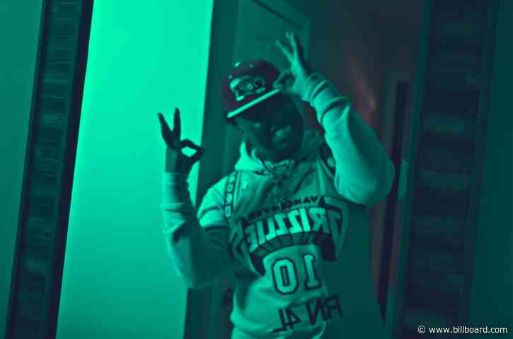 HoneyKomb Brazy Flexes His ‘Mirror Flow’ in ‘Brazy Sh#t’ Video: Watch