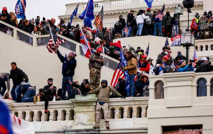 Trump voorgoed verbannen van Twitter, kondigt eigen platform aan