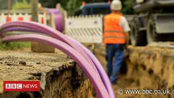 'Litany of failures' on road to 1Gbps, MPs warn