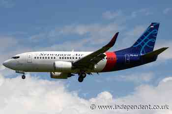 Indonesia plane missing - live: Sriwijaya Air Boeing 737 flight lost after Jakarta take off