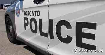 14-year-old boy walks into Toronto hospital with bullet wound following shooting - Global News