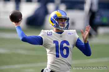 The Latest: Goff Pressed Into Duty 12 Days Post-Hand Surgery