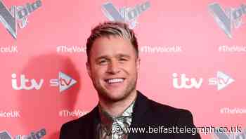Two friends compete against each other on The Voice