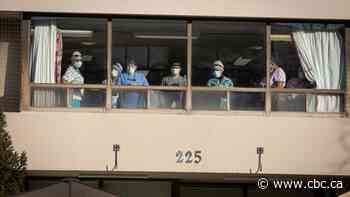 Ontario reports record high new COVID-19 cases with 3,945, logs 61 new deaths