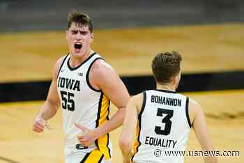Garza Scores 33, No. 5 Iowa Beats No. 16 Minnesota 86-71